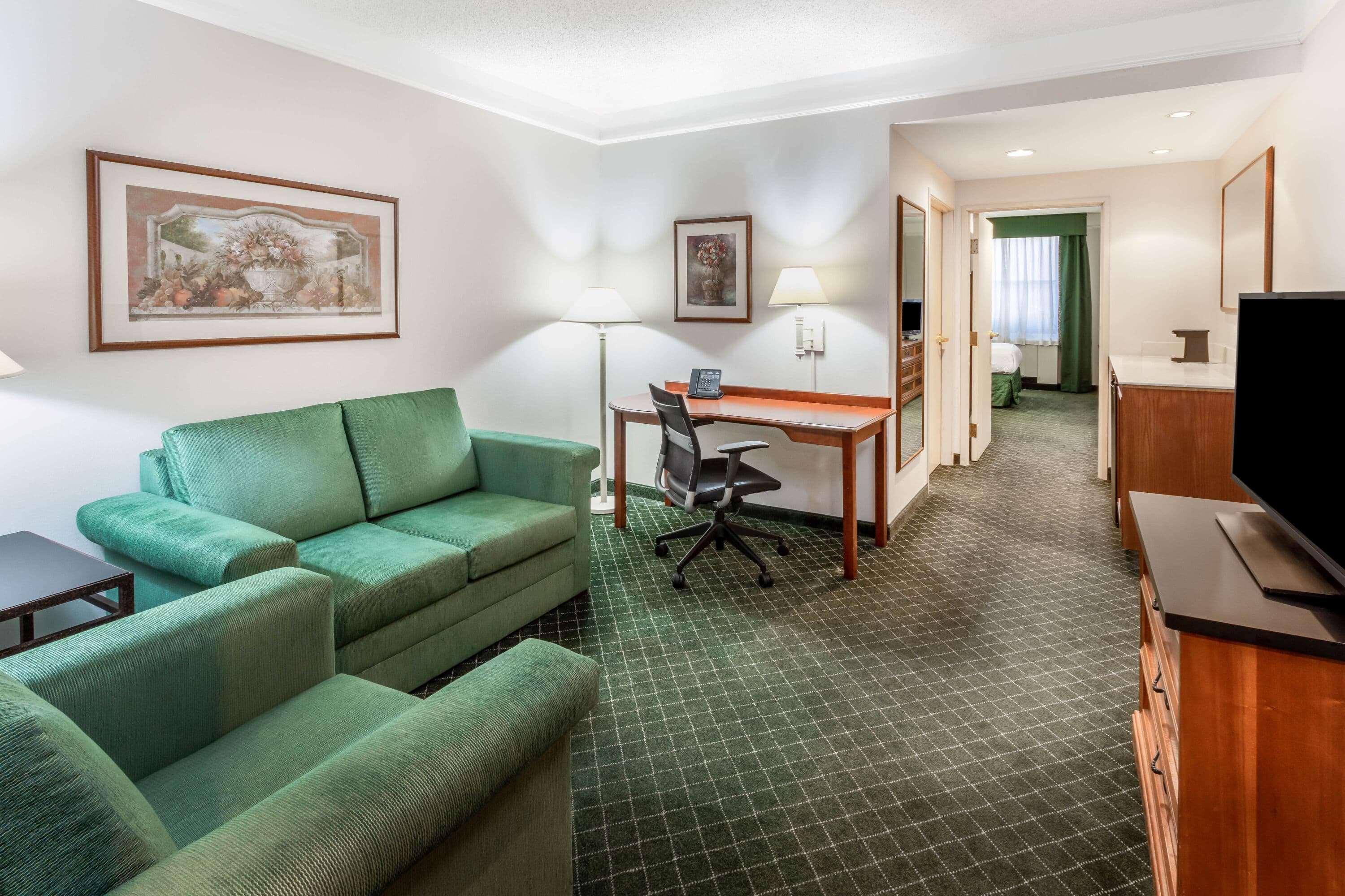 La Quinta By Wyndham Madison American Center Extérieur photo